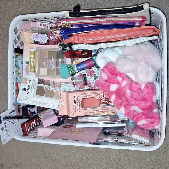 THANK YOU GIFT CHOICES!! YOU CAN PICK UP TO 2 PER CATAGORY! FUN! π - Picture 7 of 13